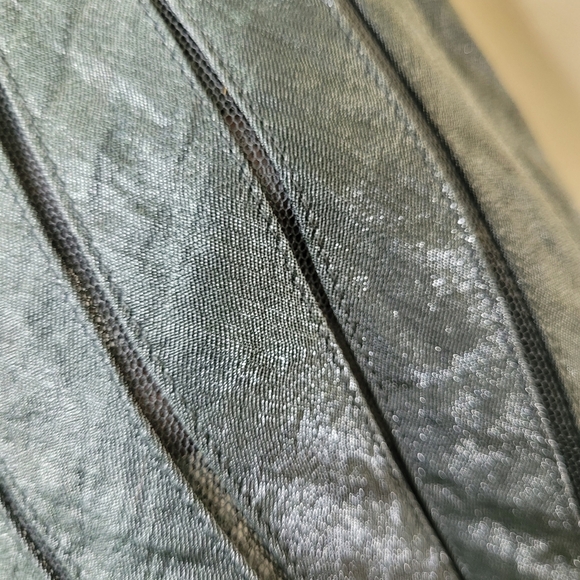 Vintage Caché Tiered Holiday Party Dress Gray Metallic Formal Cocktail - Picture 7 of 8